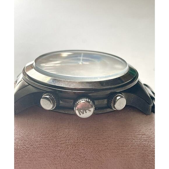 Michael Kors Runway Two-Tone Chronograph Gunmetal Dial Quartz Watch - Picture 3 of 11